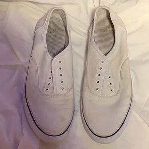 a new day shoes/ newer condition/ size 9